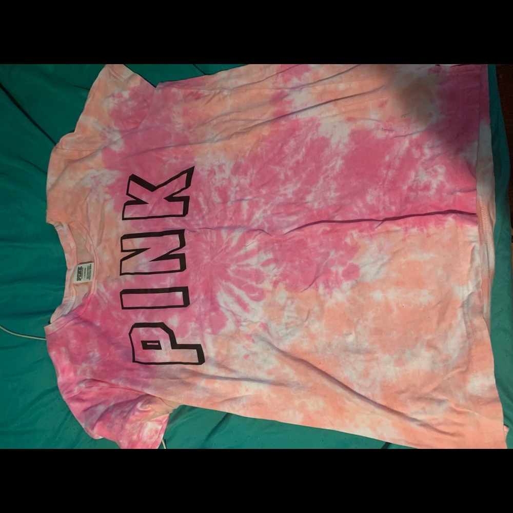 Victoria’s Secret Pink T-shirt